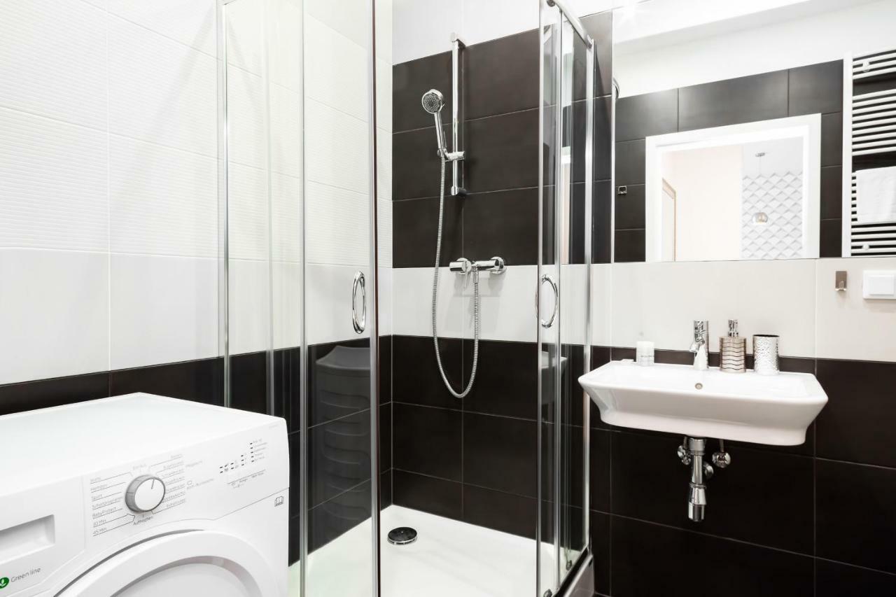 A&D Apartment By Noclegi Renters Варшава Екстер'єр фото