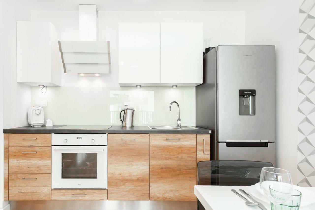 A&D Apartment By Noclegi Renters Варшава Екстер'єр фото